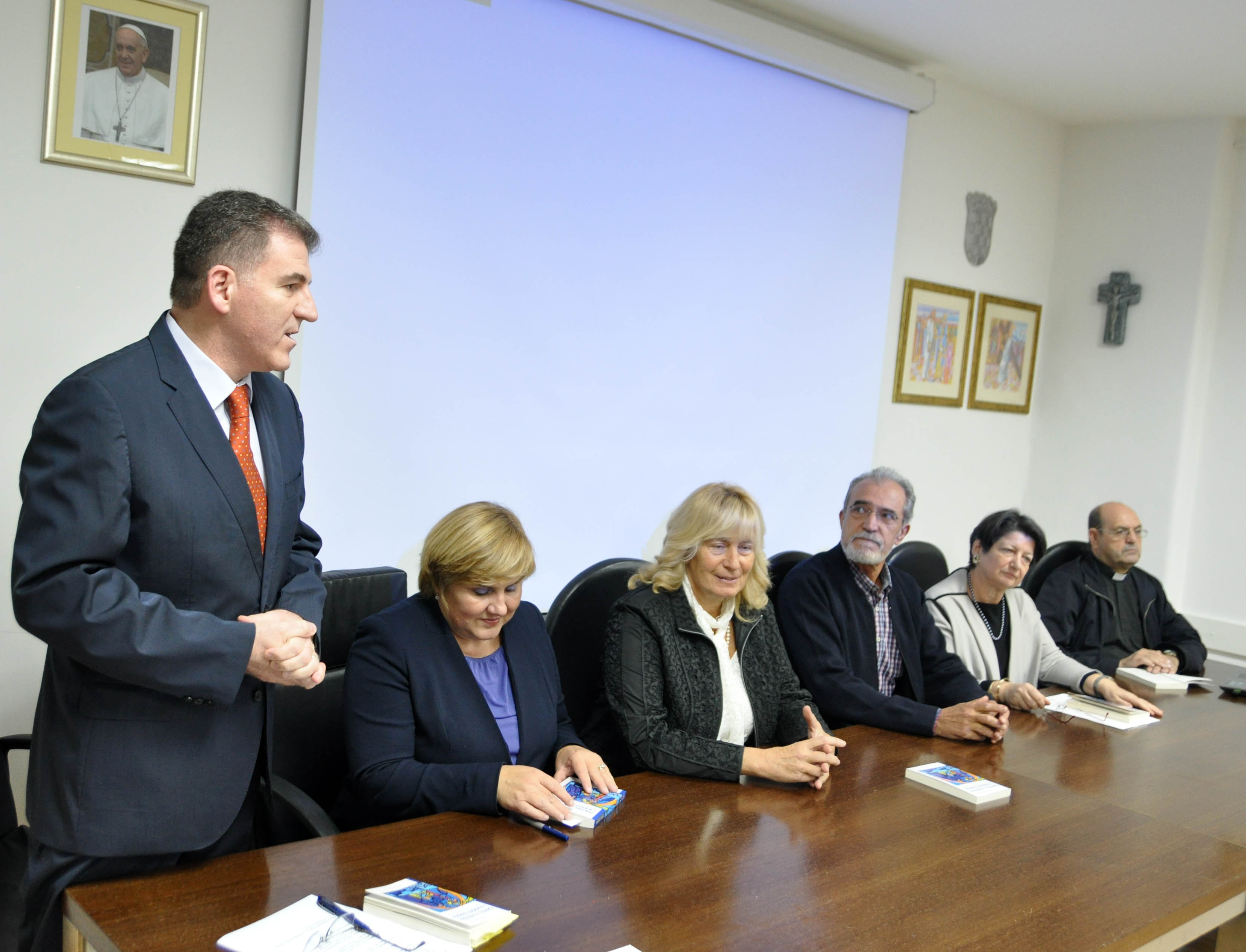 Obitelj svetište i radost života 1